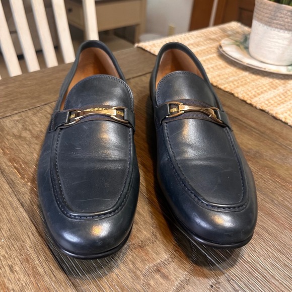 Saks‎ Fifth Avenue Firenze Leather Loafers Dress Shoes Gold Accent Navy 13M - Picture 2 of 11